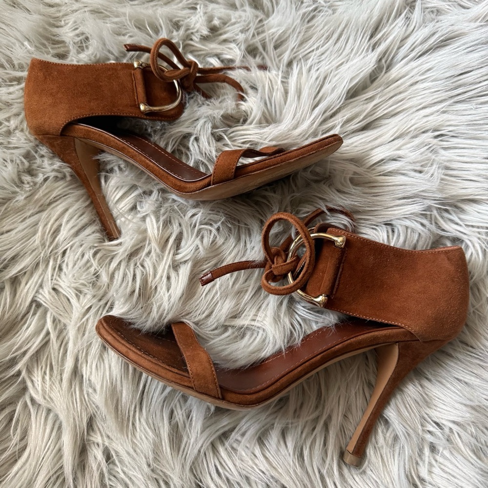 GUCCI x TOM FORD Horsebit Suede Sandal Heels Cognac Brown Size 8B - Picture 2 of 10